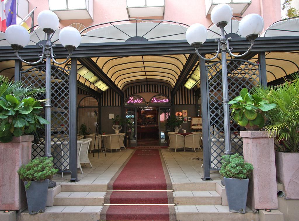 Hotel Vienna Ostenda e Ristorante il Danubio Rímini Exterior foto